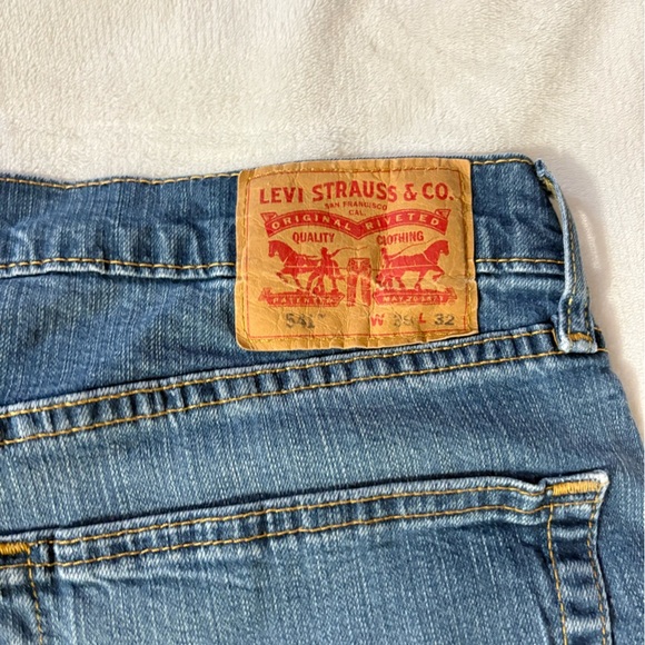 Levi's Men's Light Blue Straight Jeans - Picture 3 of 3